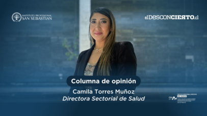Banner image of Camila Torres Muñoz, Directora Sectorial de Salud, posing for a column cover with the logos of Instituto Profesional San Sebastián (left) and elDesconcierto.cl (right).