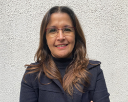 Karyn Álamos Oyarzún