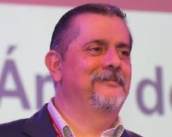 Retrato de Leonardo Soto, speaker del Hacking Game